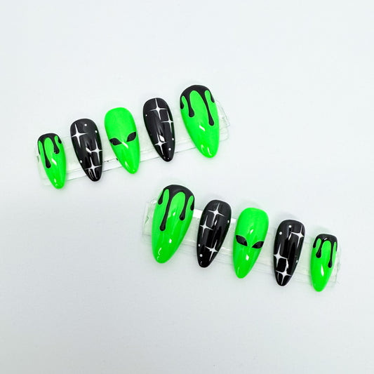 Alien Made To Order Press-On Nails